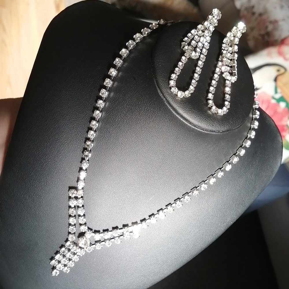Vintage Silver Tone Necklace and Earrings with Sparkling Crystals